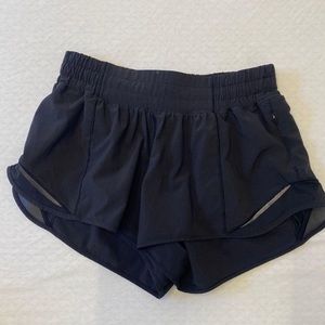 lululemon hotty hot shorts